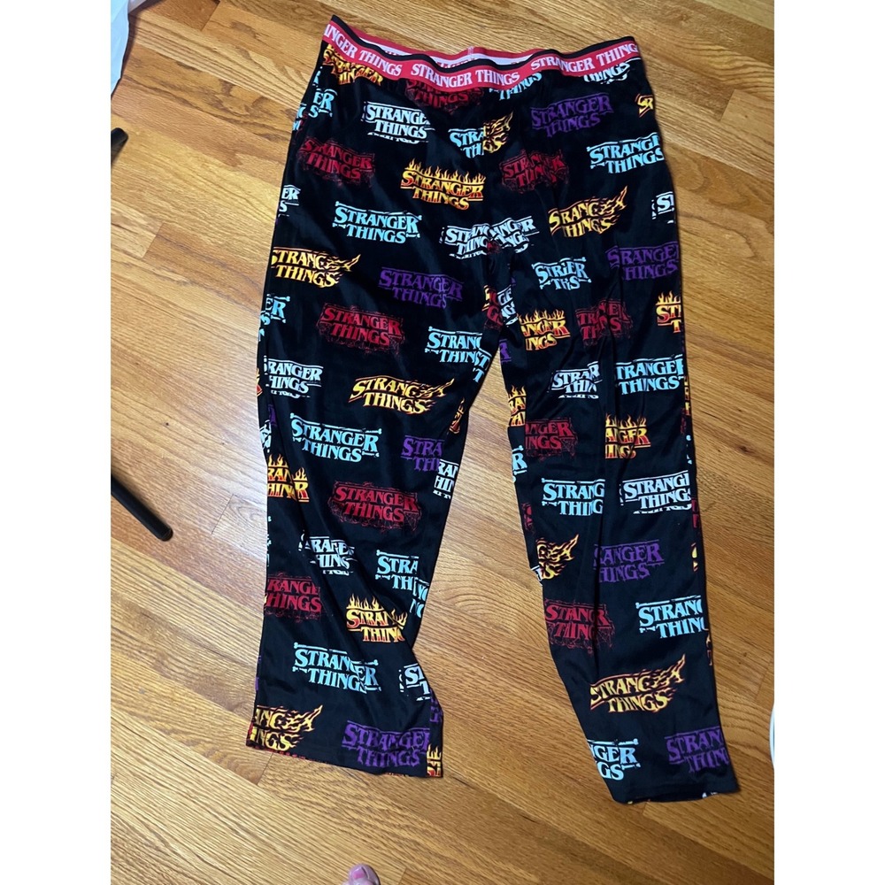 Netflix Stranger Things Pajama Pants Womens XL Black Logo Sleepwear LZ45106BG